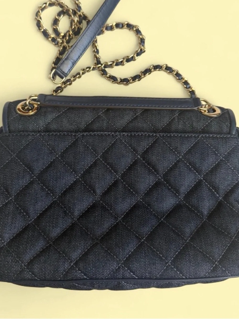 Michael Kors Demin Blue Quilted Crossbody with Gold Chain - Picture 3 of 3
